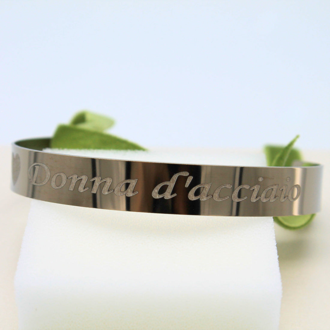 Bracciale libertà cordino verde